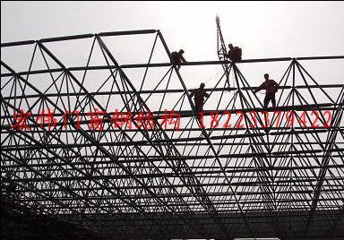 鋼結構網架工程 一體化設計、制作與安裝的優勢與選擇